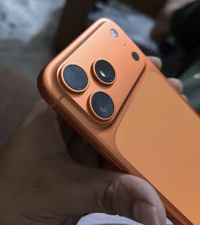 Apple iPhone 17 Pro Max jv