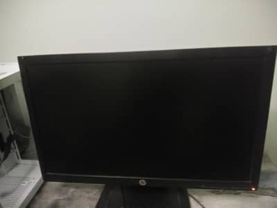 hp LCD 24 inch