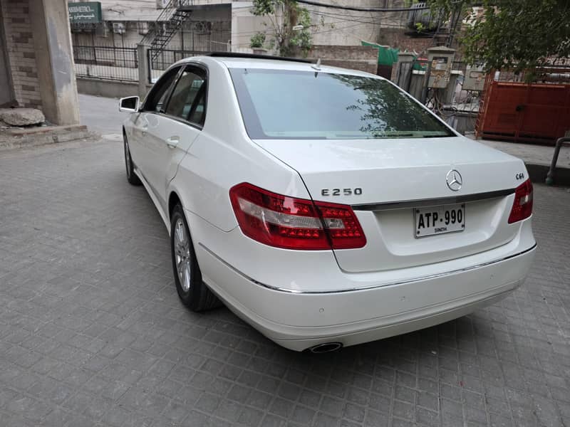 Mercedes E Class 2010 E250 CGI 4