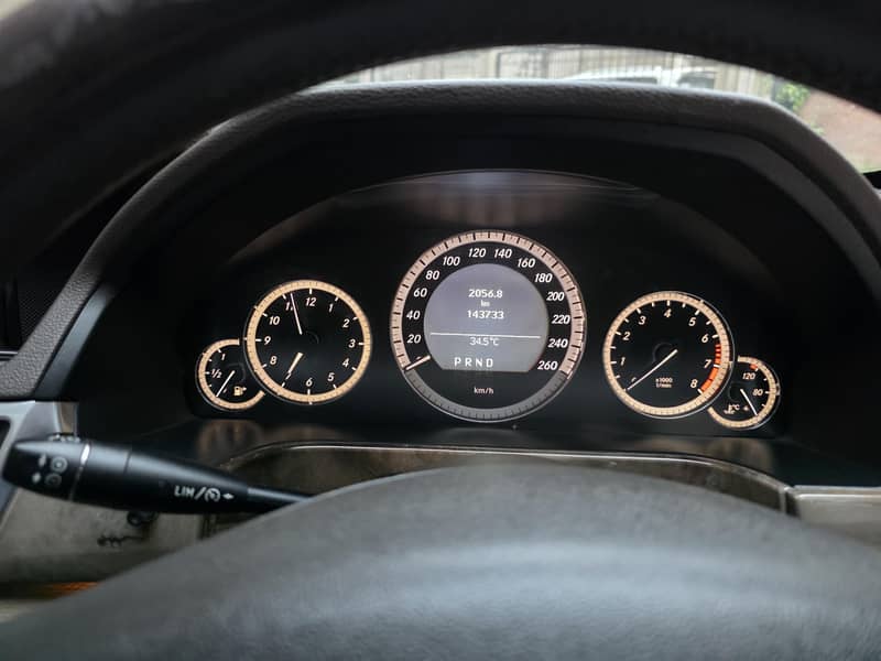 Mercedes E Class 2010 E250 CGI 13