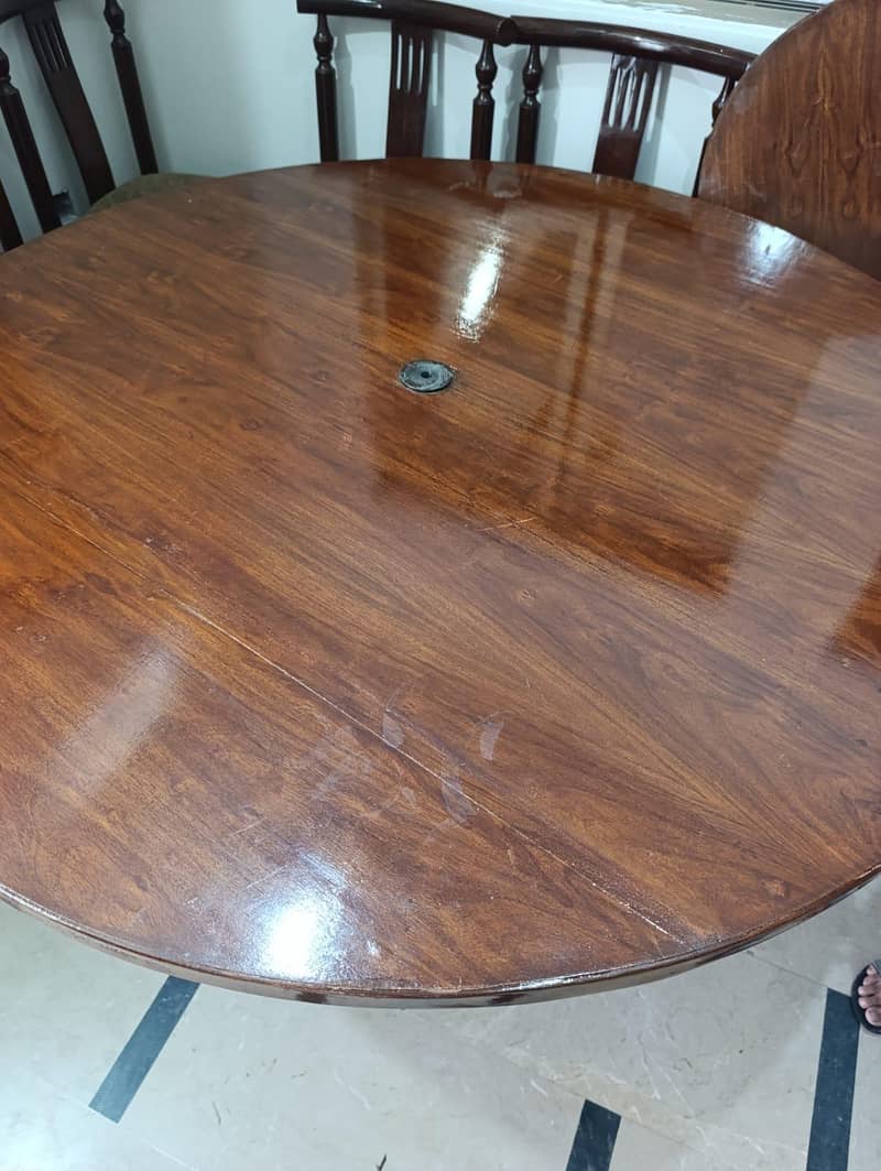 Dining Table 0
