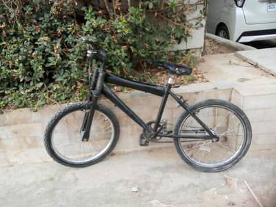 Bicycle 6 to ten years boys