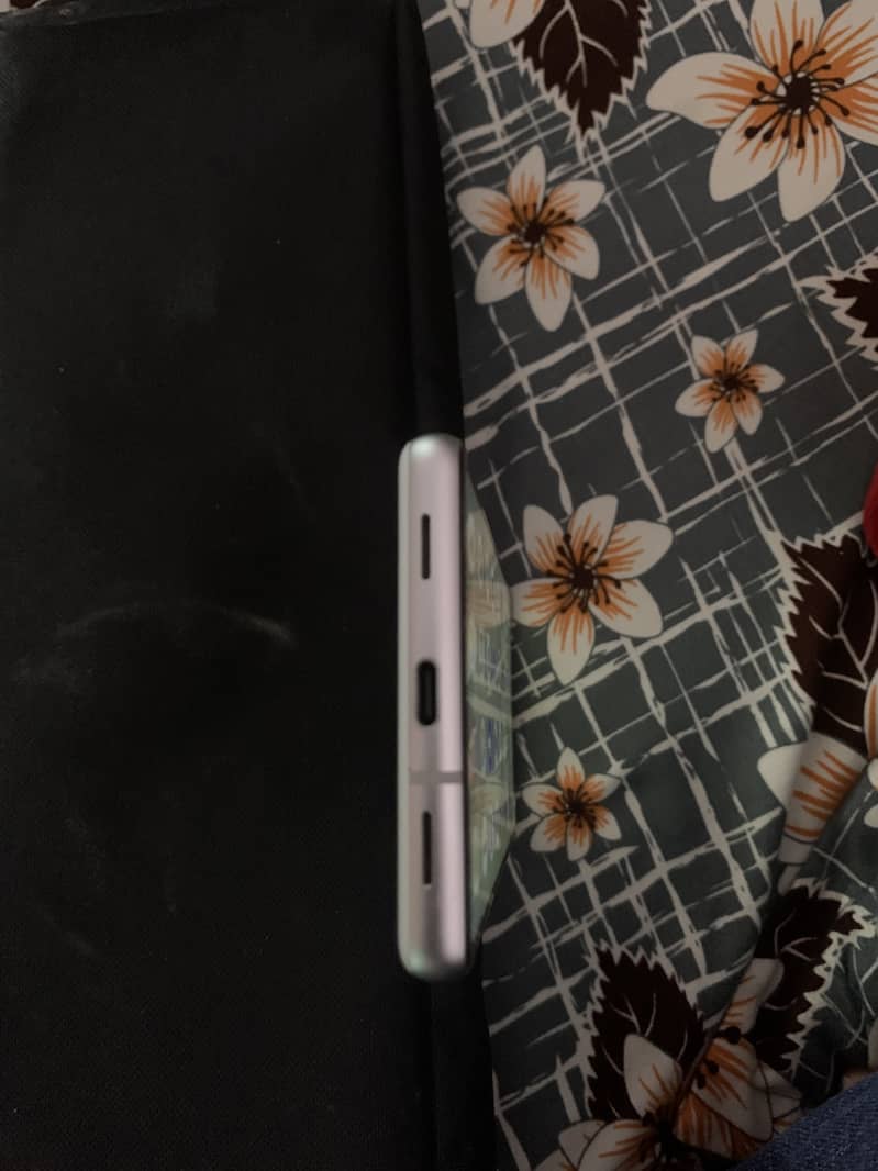 Google Pixel 7a 3