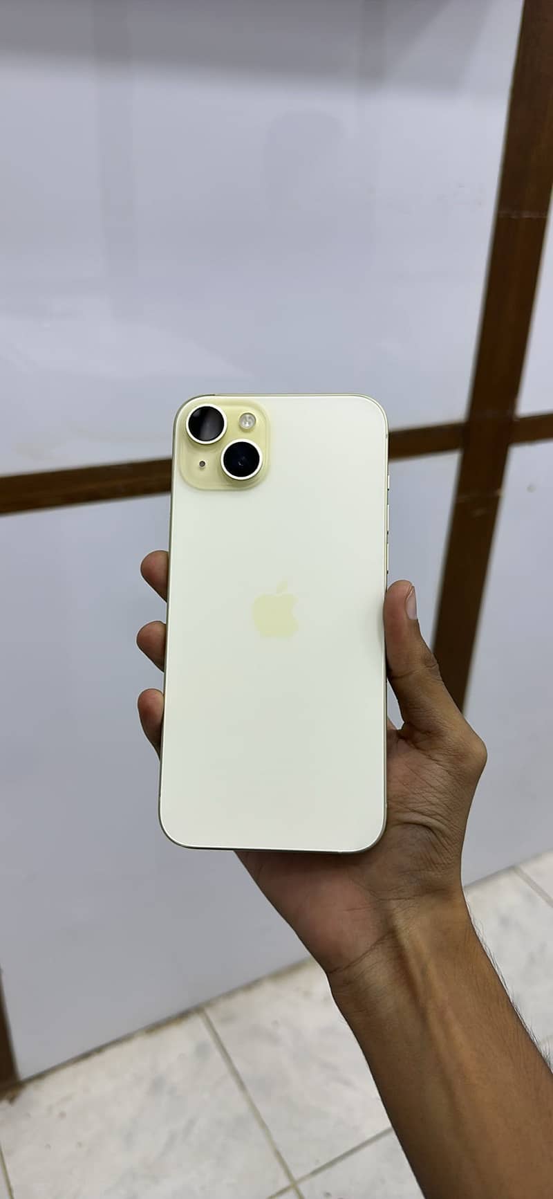 Apple iPhone 15 plus 0