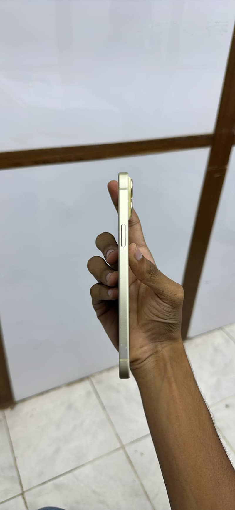 Apple iPhone 15 plus 2