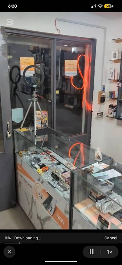 Mobile shop Show case