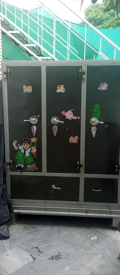 Iron Heavy duty durable wardrobe