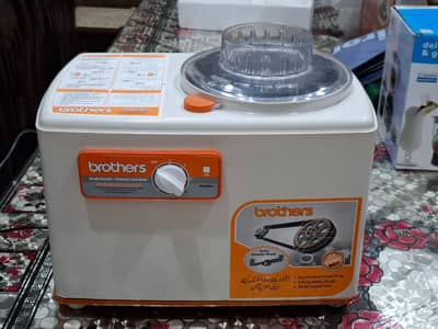 ROTI MAKER  AND  FLOUR KNEADING  MACHINE