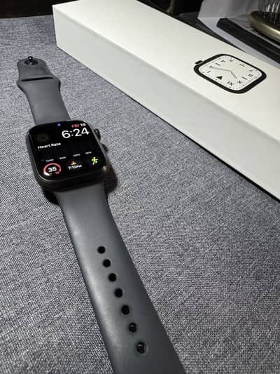 Apple watch series 7 titanium