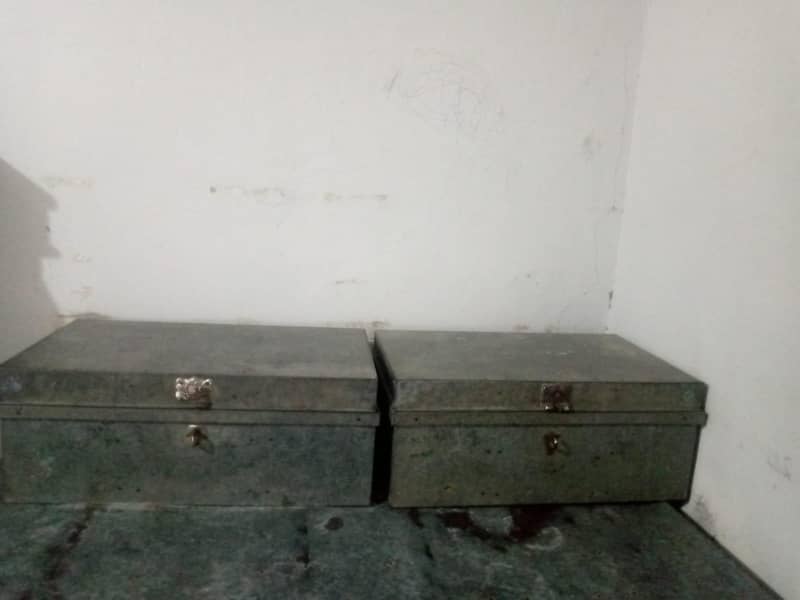 matel trunk 2