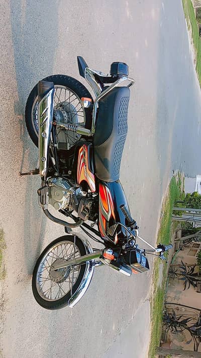 Honda 125 CG bike all document clear,03, 29,71, 08,32,0 Punjab ka,