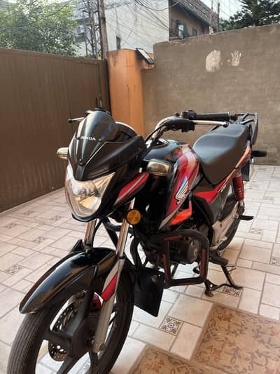 Honda cb150F