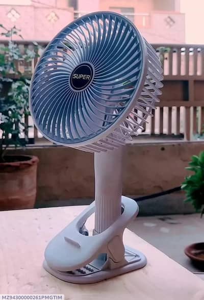 white fan for hot weather