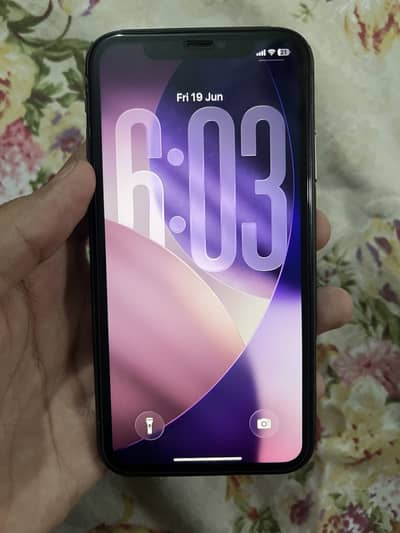 Apple iPhone 11