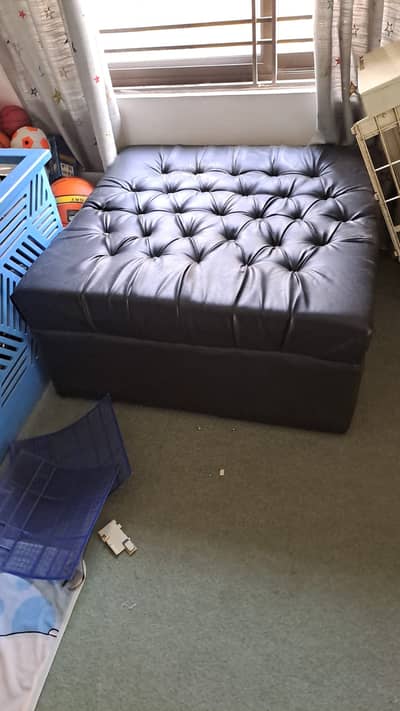Luxury Puffy Ottoman [ 3x3 Feet ]