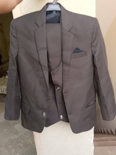 only one time used size 30 three piece