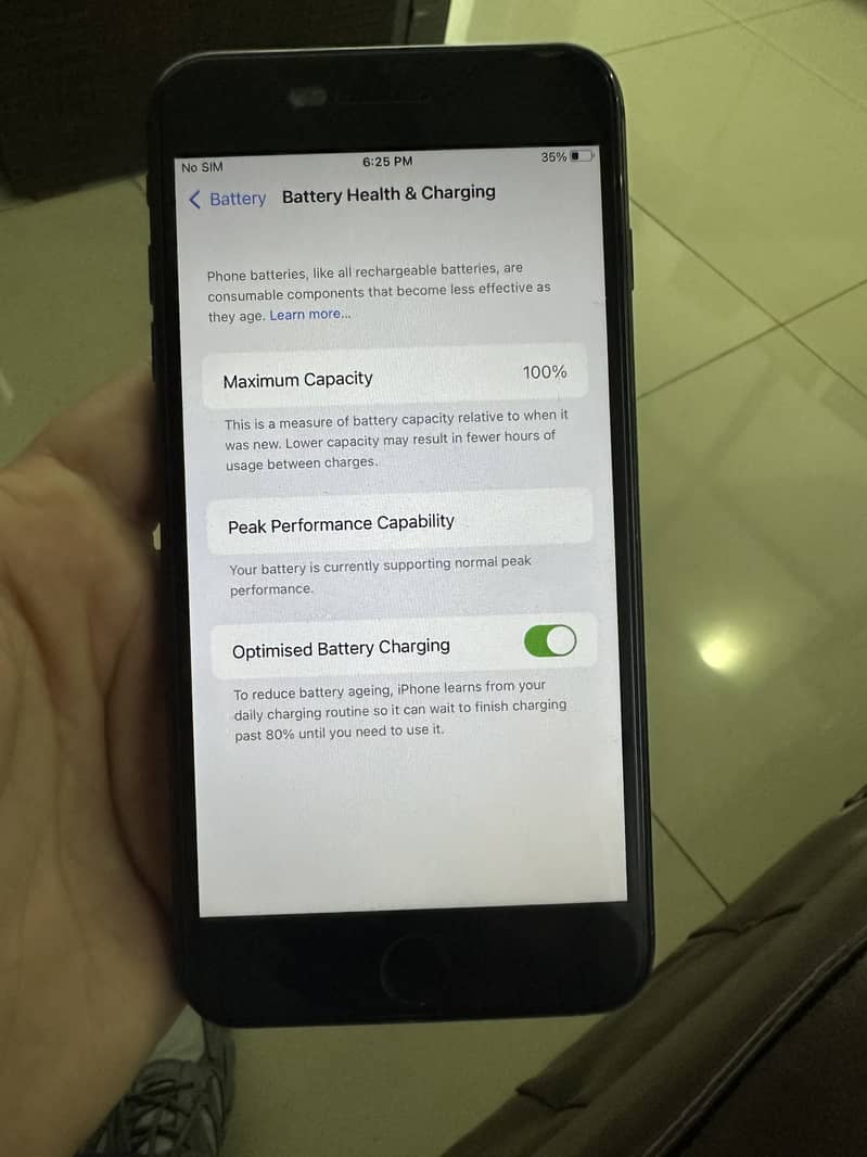 Apple iPhone 8 Plus 3