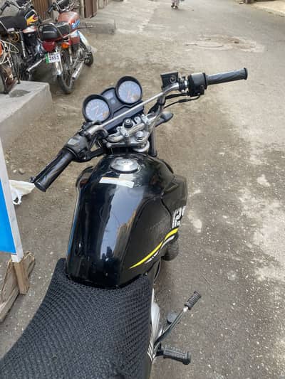 Yamaha YBR125G
