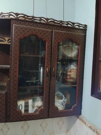fixed wall showcases