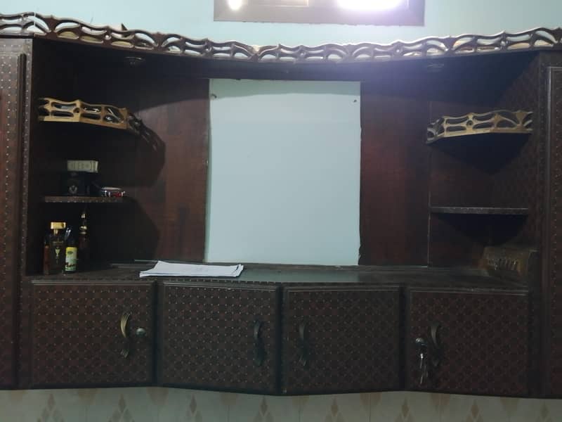 fixed wall showcases 2