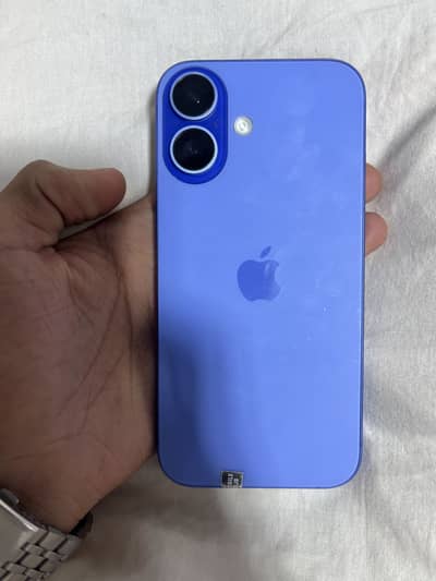 Apple iPhone 16