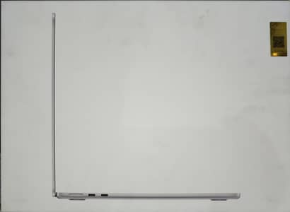 MacBook Air 13-inch (M5 chip)