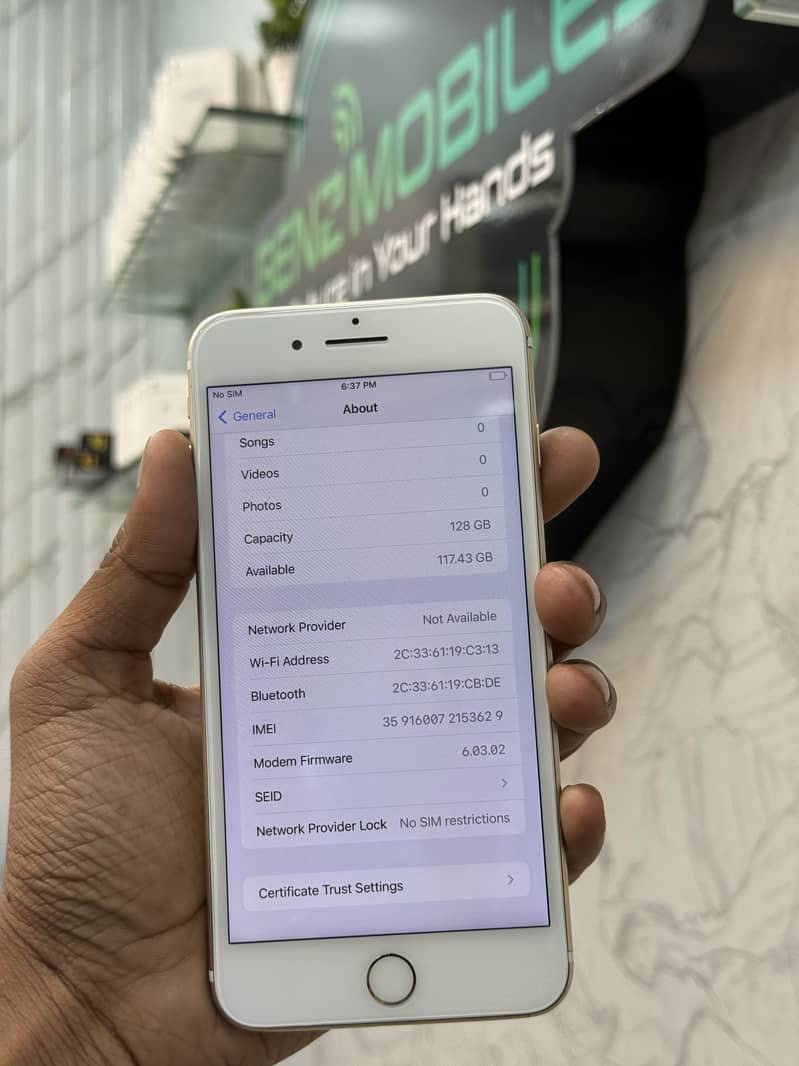 Apple iPhone 7 Plus 4