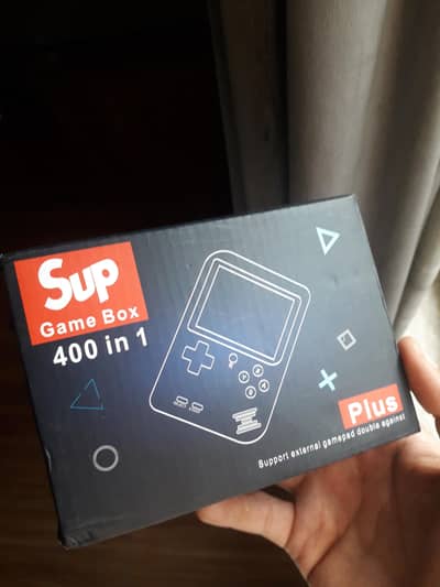 Sup Game Box with 400+ retro games
