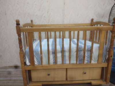 baby cot
