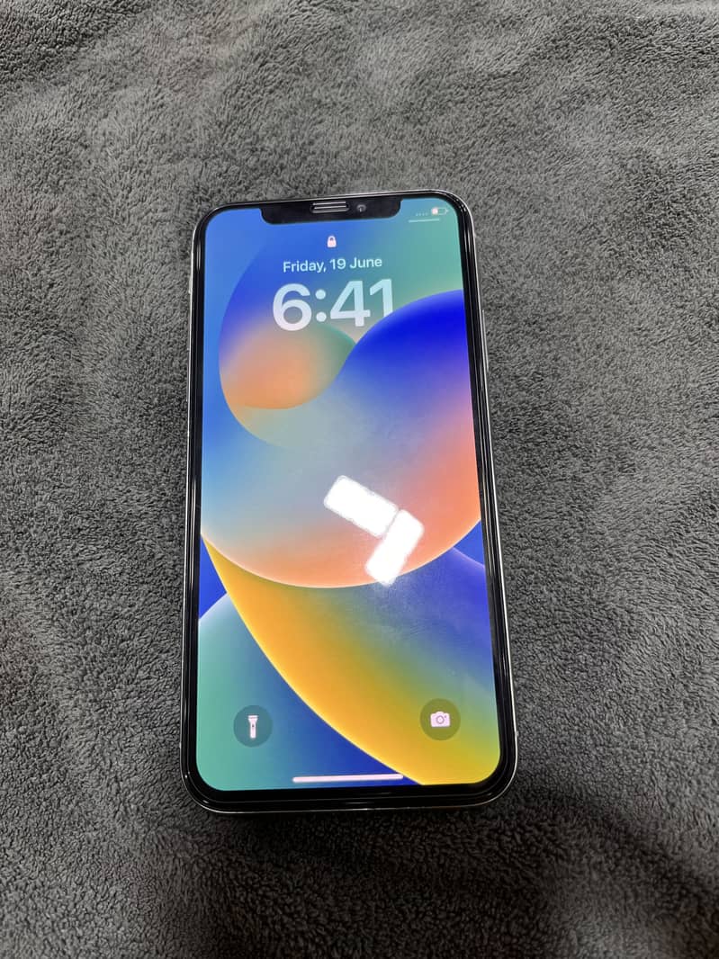 Apple iPhone X 0