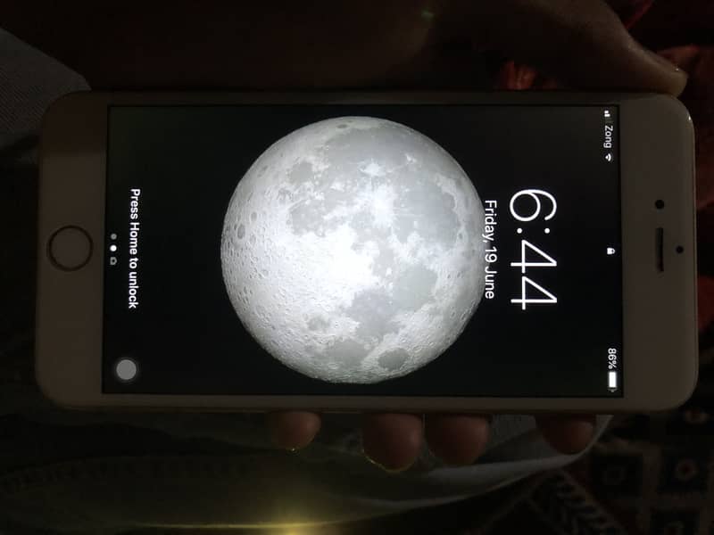 Apple iPhone 6 Plus 2