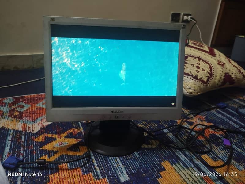Monitor 1