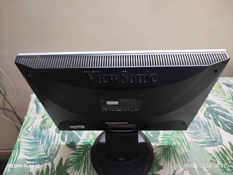 Monitor 16