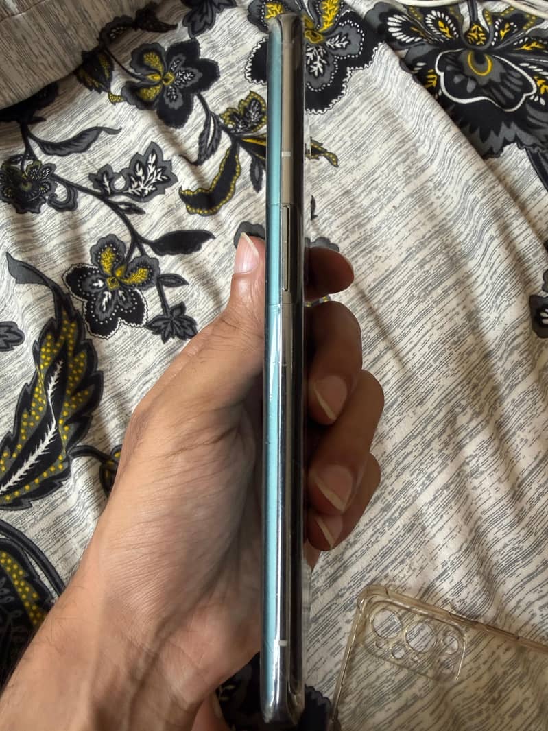One Plus 9 Pro 1