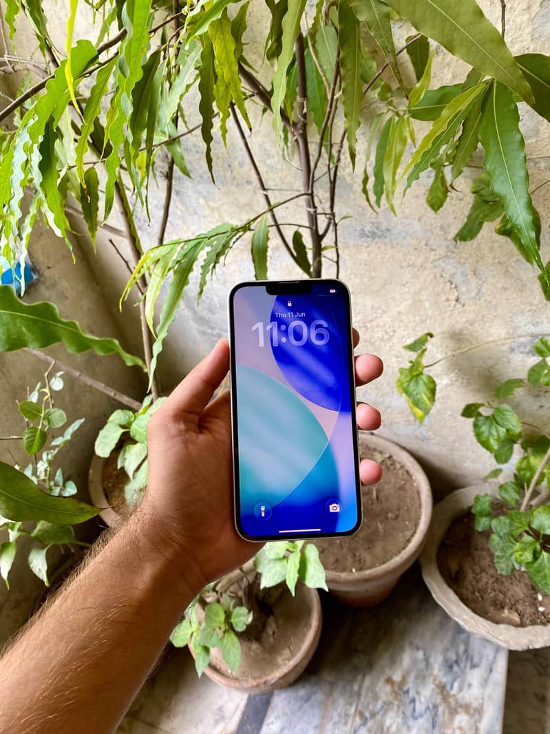 Apple iPhone 14 6