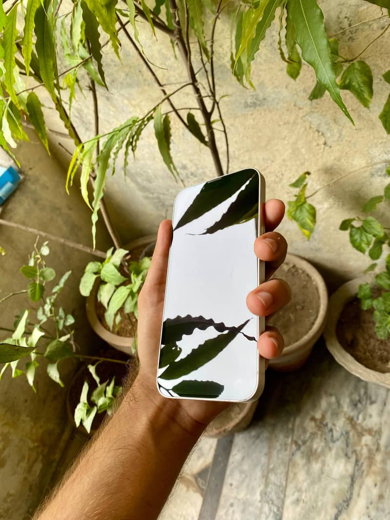 Apple iPhone 14 7