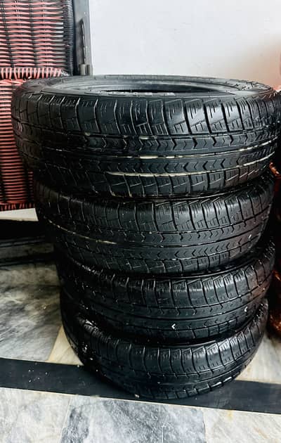 5 tyres and 2 pairs total 10 tyres are available