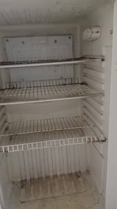 Refrigerator for sell