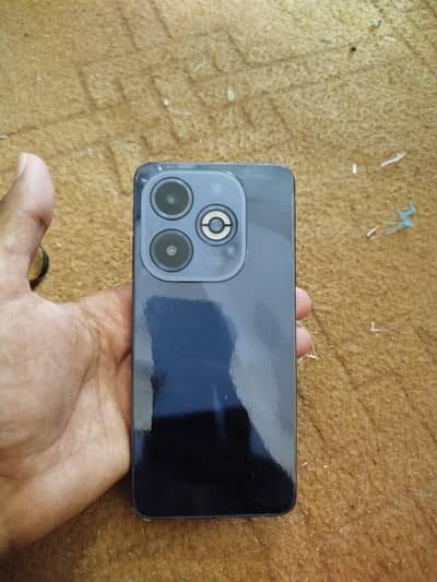 Infinix Smart 8 Plus 4GB/128GB – Excellent Condition