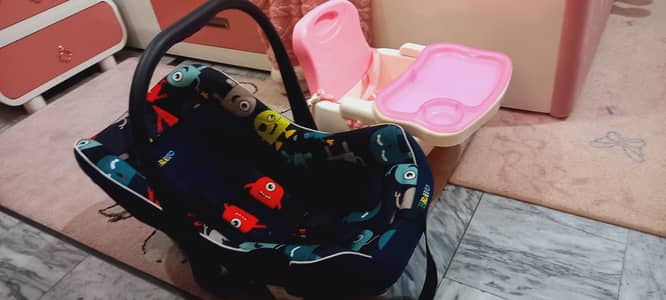 Car Seat / Carry  Cot
