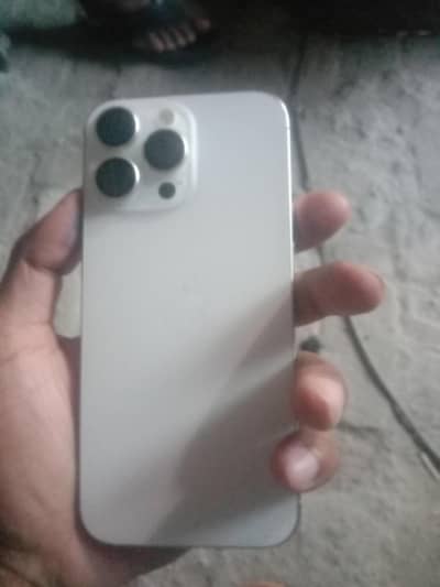 Apple iPhone 16 Pro Max