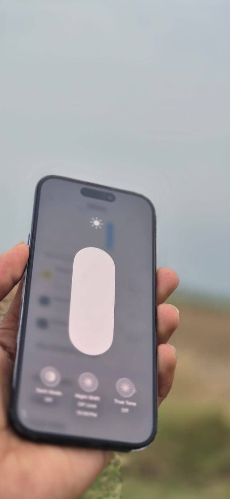 Apple iPhone 15 Pro 3