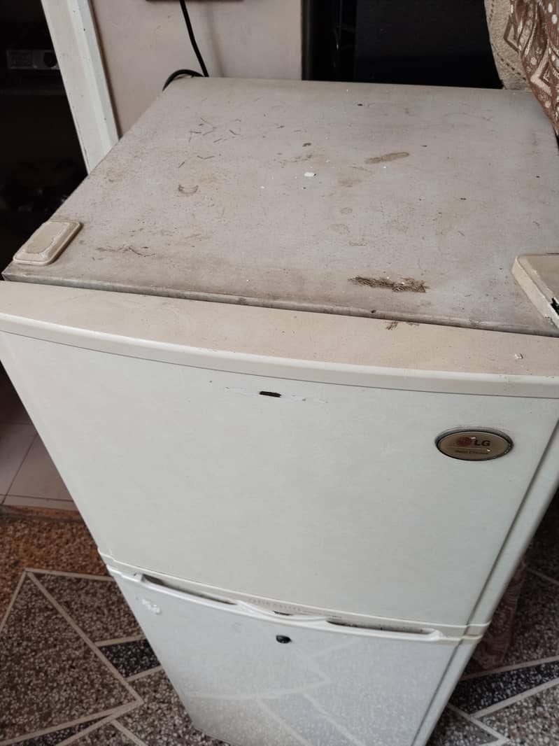 refrigerator 1