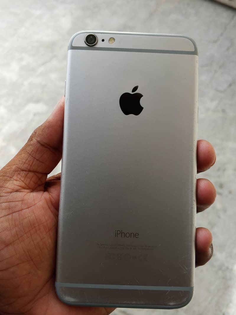 Apple iPhone 6 Plus 2