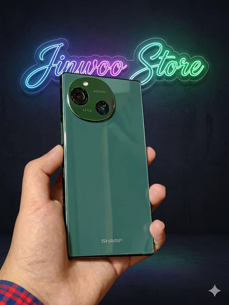 Sharp Aquos R9 0