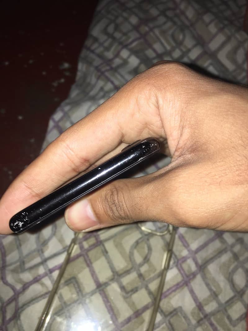 Apple iPhone 7 4
