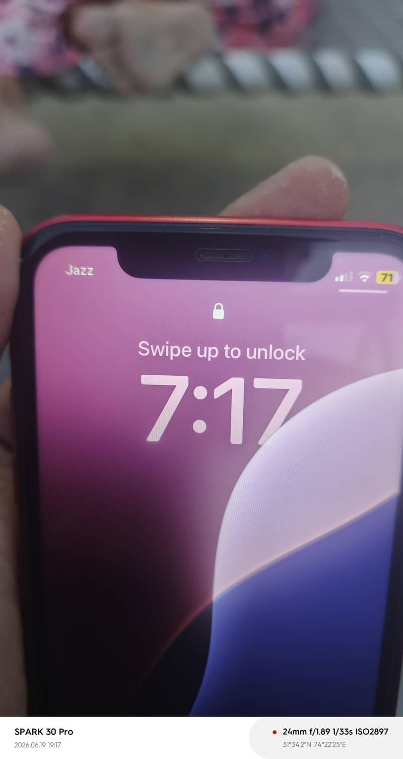 Apple iPhone 11 3