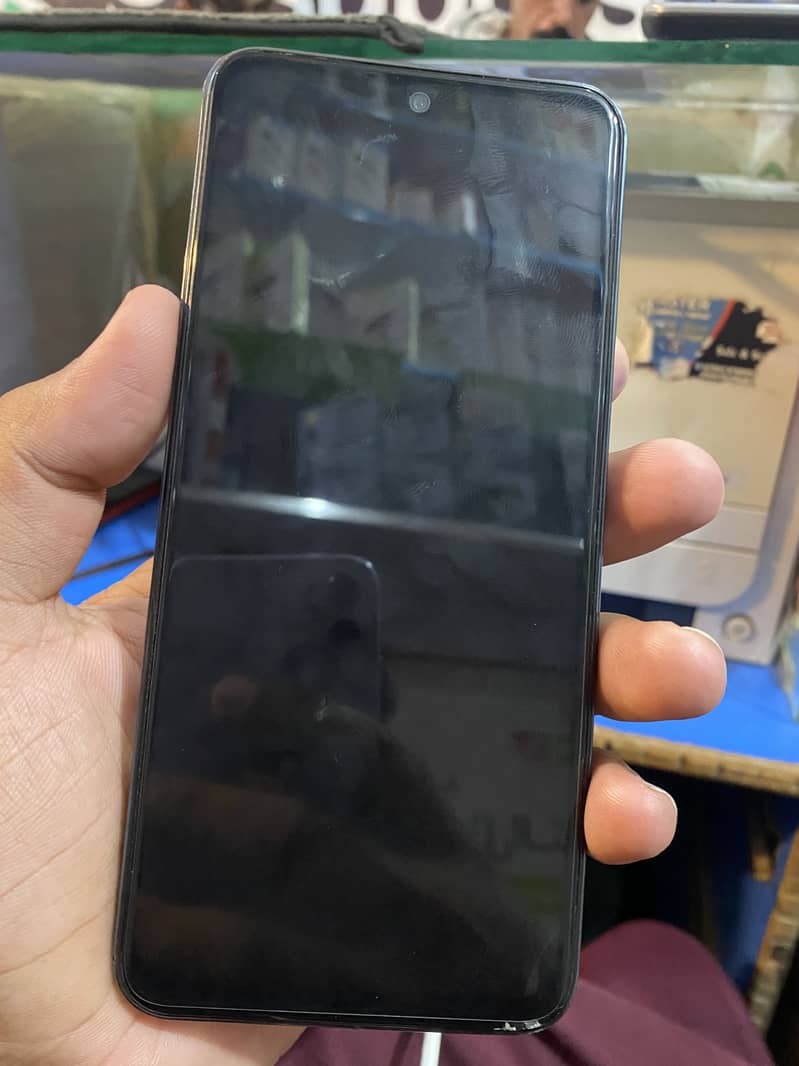 Tecno SPARK 30 Pro 2
