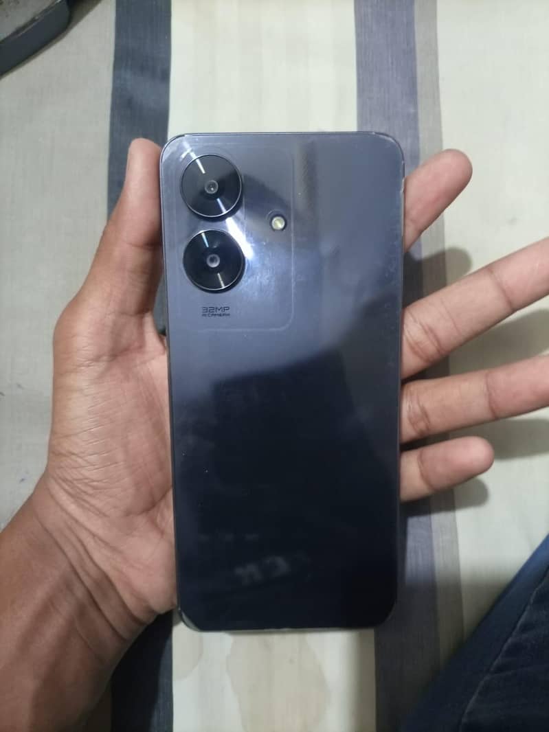 Realme Note 60 5