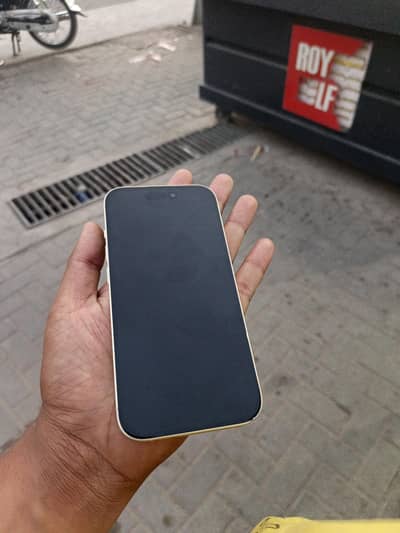 Apple iPhone 15 storage 128 GB health 80 all oky water pack